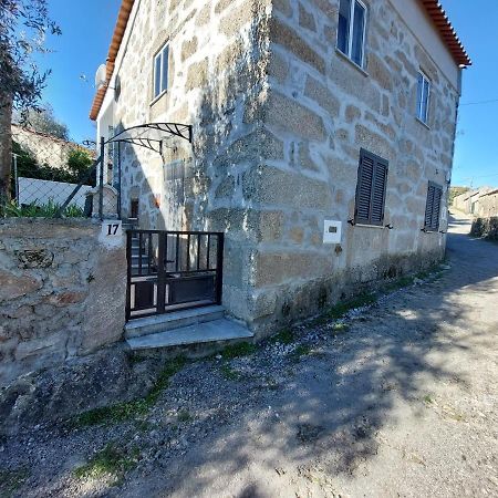 Casa Das Cortes - Serra Da Estrela Appartement Gouveia  Buitenkant foto