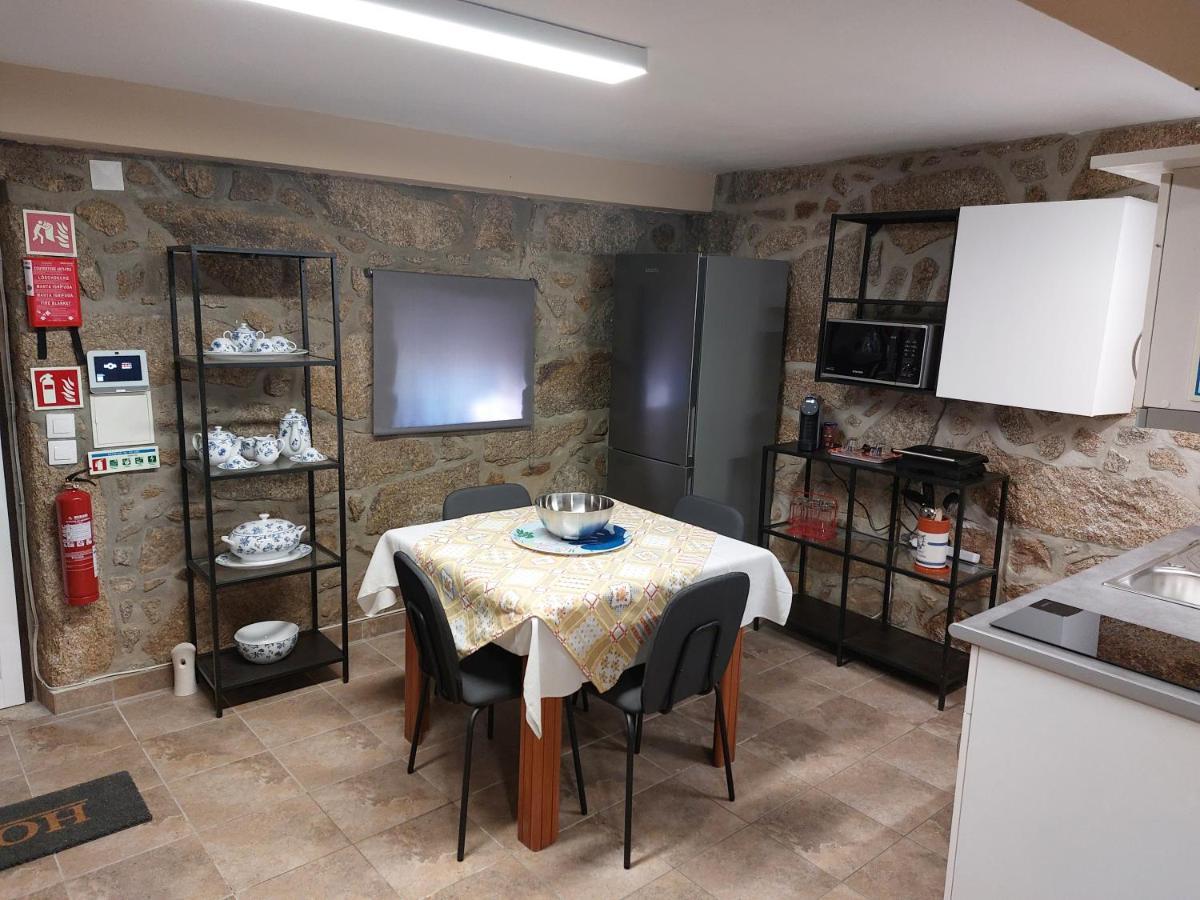 Casa Das Cortes - Serra Da Estrela Appartement Gouveia  Buitenkant foto