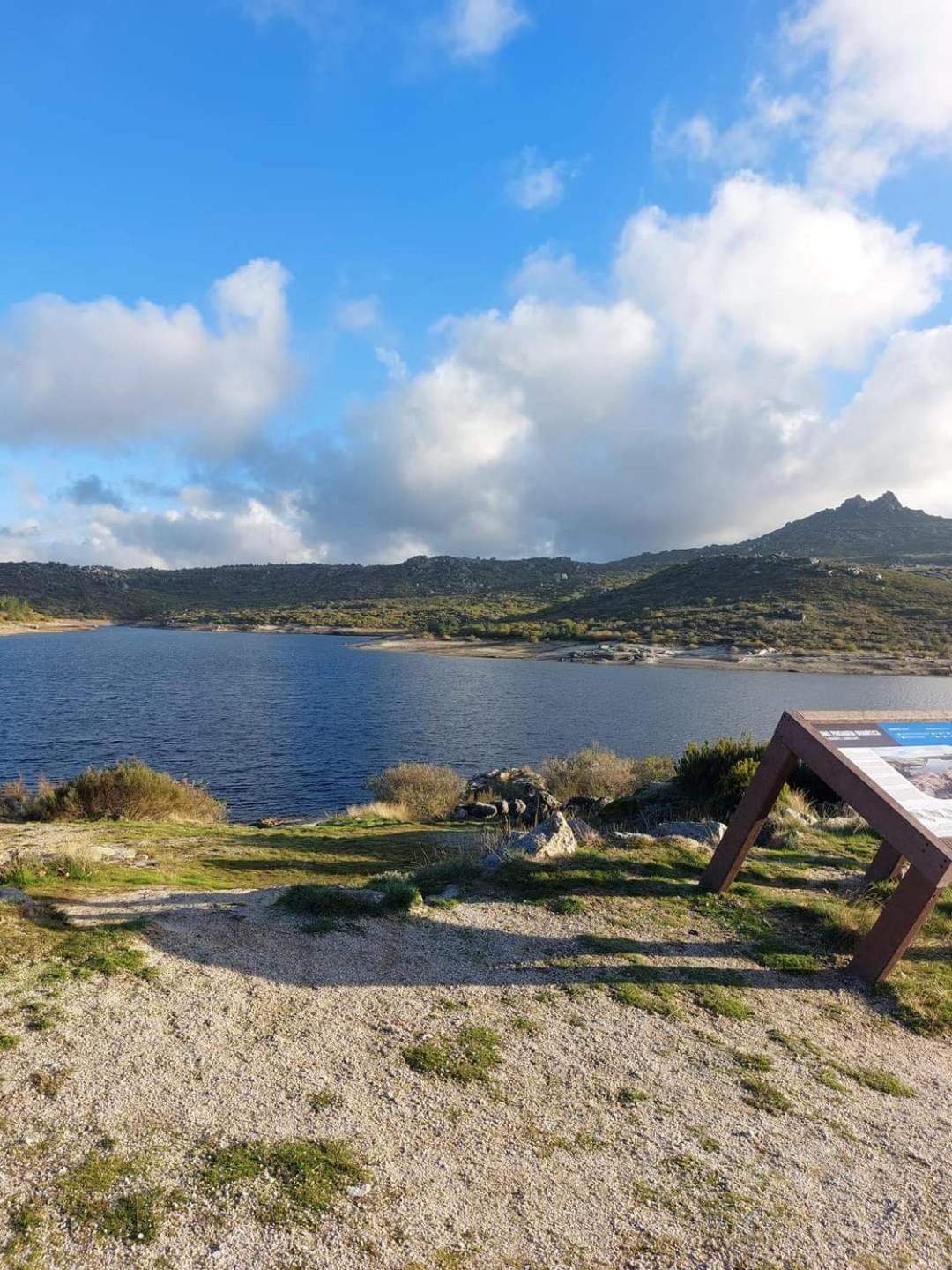 Casa Das Cortes - Serra Da Estrela Appartement Gouveia  Buitenkant foto